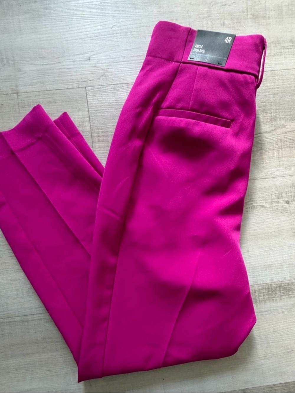 Express Women's Bright Fuchsia ankle Trousers